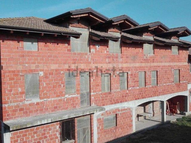 Appartamento in vendita di 335 m² in Via Roma, 8
