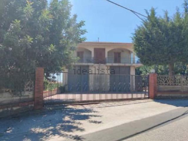 Appartamento in vendita di 336 m² in Via Dente Crocicchia
