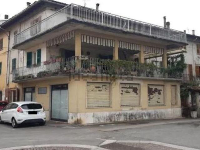 Appartamento in vendita di 339 m² in Via Vittorio Emanuele II, 21
