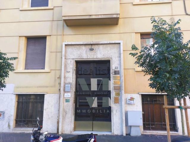 Appartamento in vendita di 37 m² in Via della Giuliana, 82