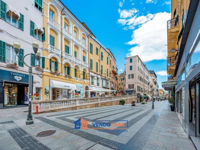 Appartamento in vendita di 37 m² in Via Francesco Corradi, 37