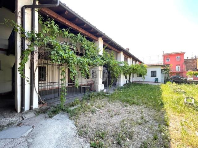 Appartamento in vendita di 37 m² in Via San Zeno, 236