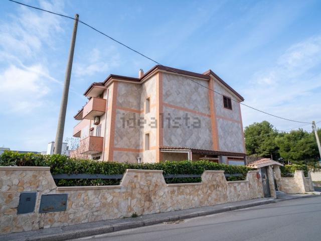 Appartamento in vendita di 340 m² in Via Matilde Serao, 18