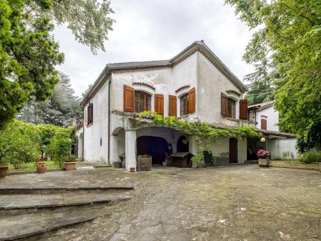 Appartamento in vendita di 340 m² in Via San Ruffillo