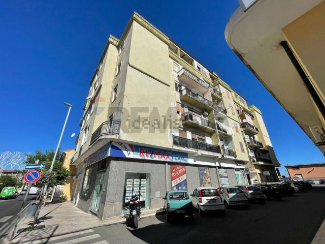 Appartamento in vendita di 340 m² in Via Puglia, 5