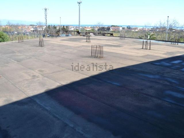 Appartamento in vendita di 340 m² in Viale Cassiodoro