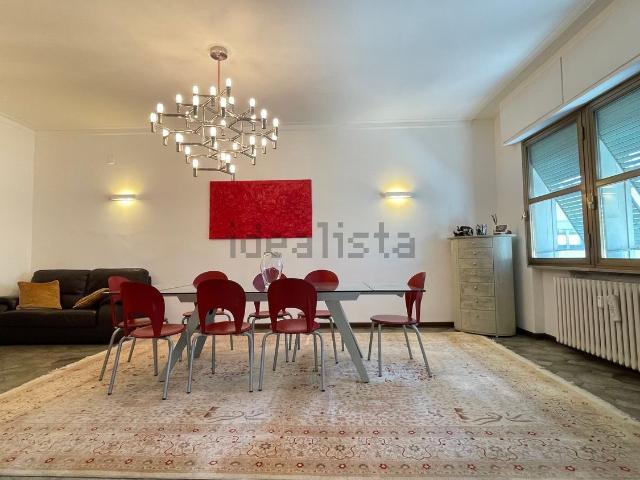 Appartamento in vendita di 340 m² in Corso Italia