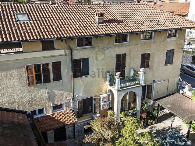 Appartamento in vendita di 340 m² in Corso Italia, 95