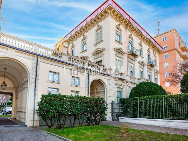 Appartamento in vendita di 340 m² in Corso Stati Uniti, 33