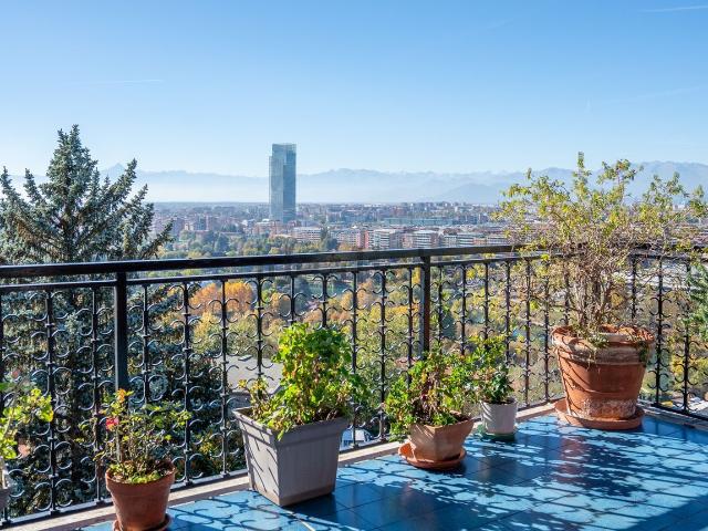 Appartamento in vendita di 340 m² in Strada Vicinale delle Terrazze, 56
