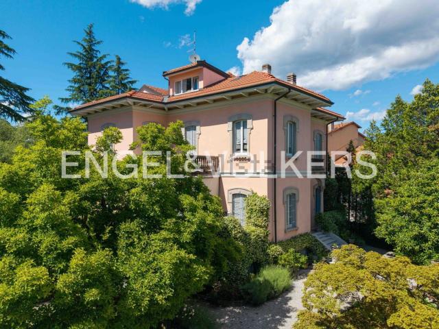 Appartamento in vendita di 341 m² in Via Gradisca, 47