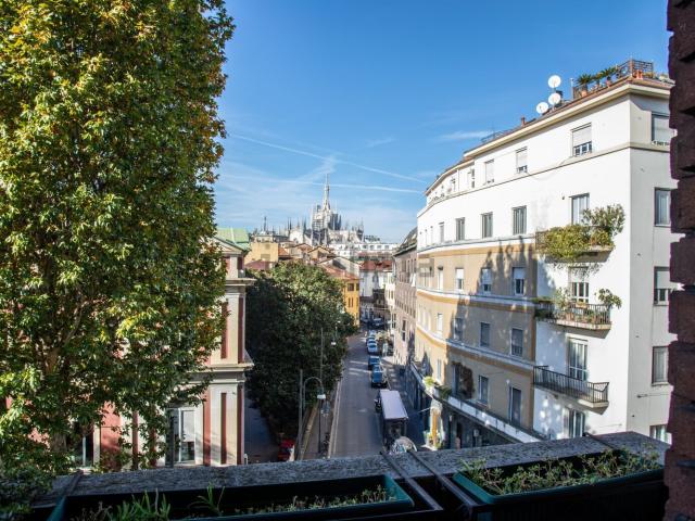 Appartamento in vendita di 345 m² in Via Francesco Sforza