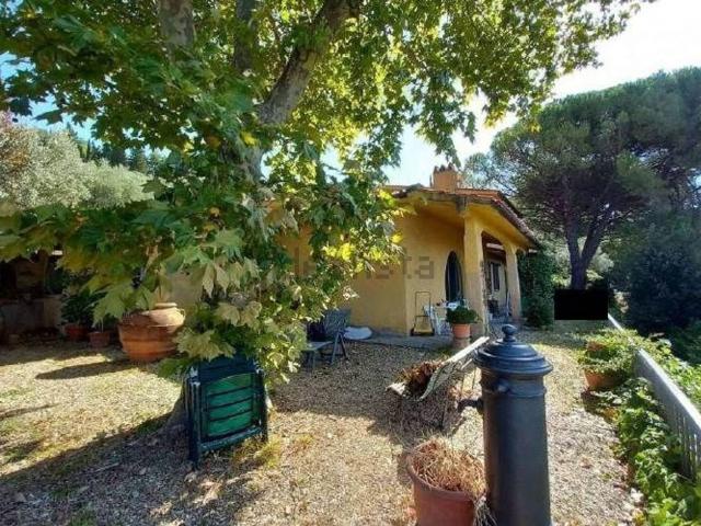 Appartamento in vendita di 348 m² in Via Fontibucci