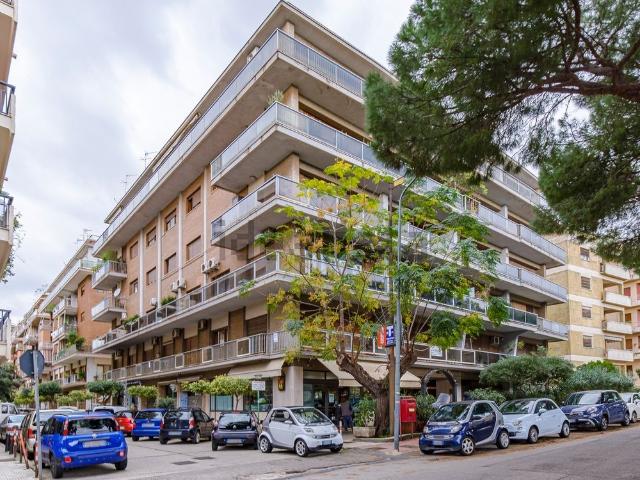Appartamento in vendita di 348 m² in Viale Regina Margherita, 69
