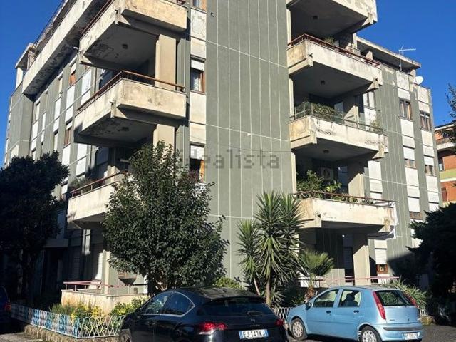 Appartamento in vendita di 350 m² in Via C.B. Cavour, 17