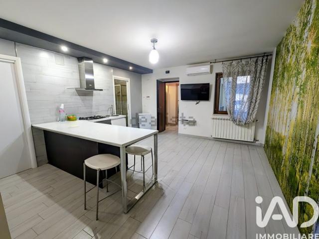 Appartamento in vendita di 350 m² in Via Antonio Gramsci, 100