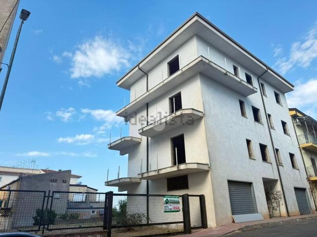 Appartamento in vendita di 350 m² in Via De Gasperi, 1