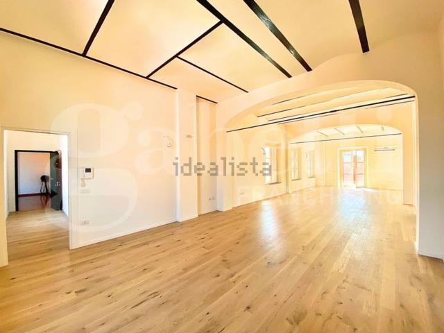 Appartamento in vendita di 350 m² in Via della Manifattura dei Tabacchi, 39