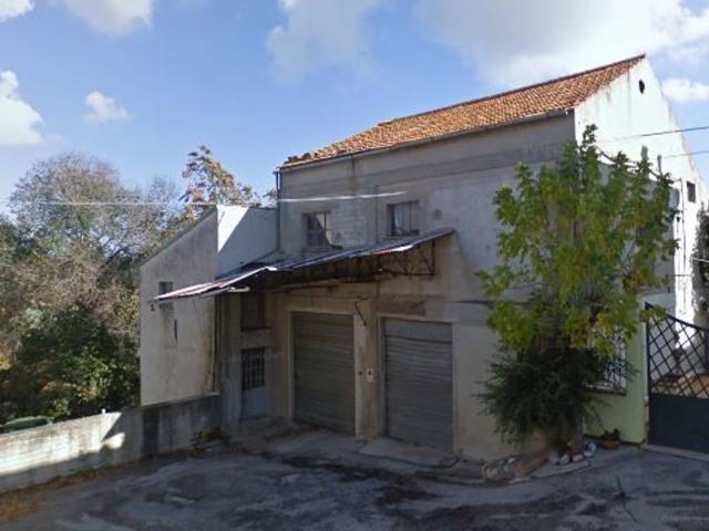 Appartamento in vendita di 350 m² in Via Mattatoio