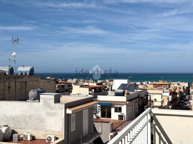Appartamento in vendita di 350 m² in Via Santa Rosalia