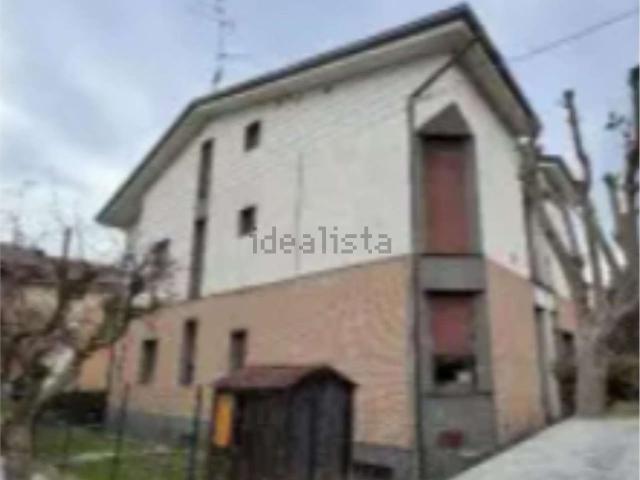 Appartamento in vendita di 351 m² in Via Giuseppe Giacosa, 25