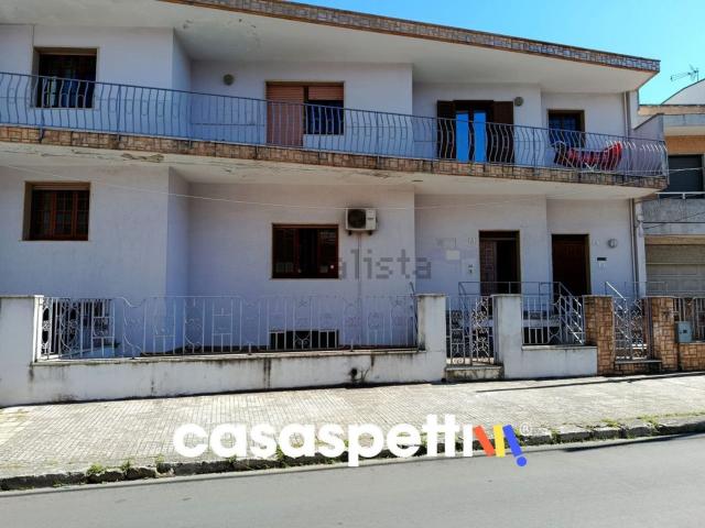Appartamento in vendita di 351 m² in Via Dante, 20