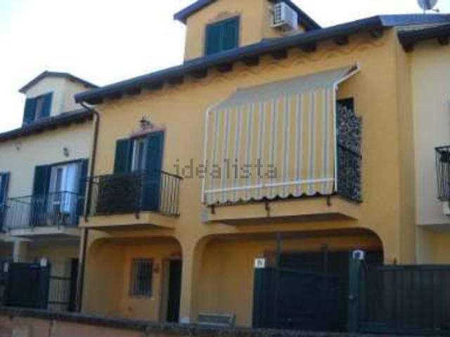 Appartamento in vendita di 351 m² in Via Filippo Tommaso Marinetti, 25