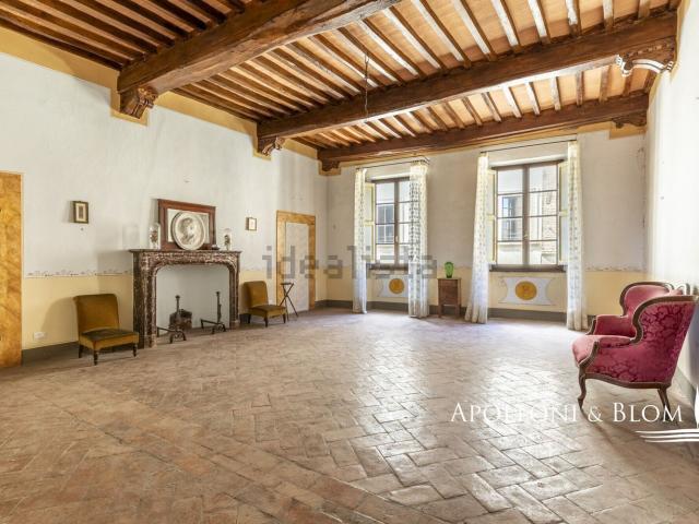 Appartamento in vendita di 351 m² in Piazza Duomo, 8