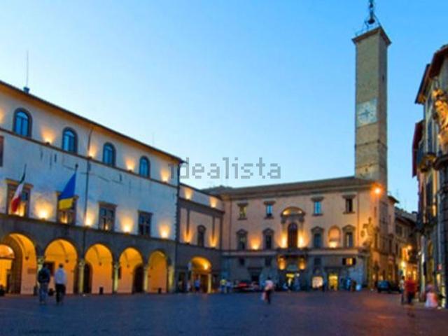 Appartamento in vendita di 353 m² in Via Roma