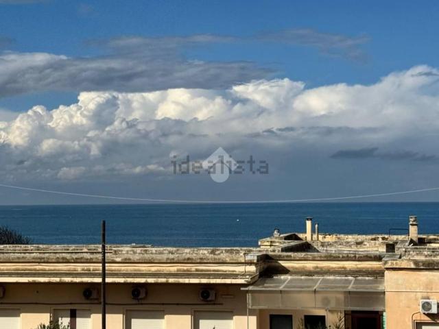 Appartamento in vendita di 355 m² in Via Lecce, 82