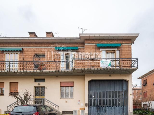 Appartamento in vendita di 357 m² in Via Aldo Moro, 76