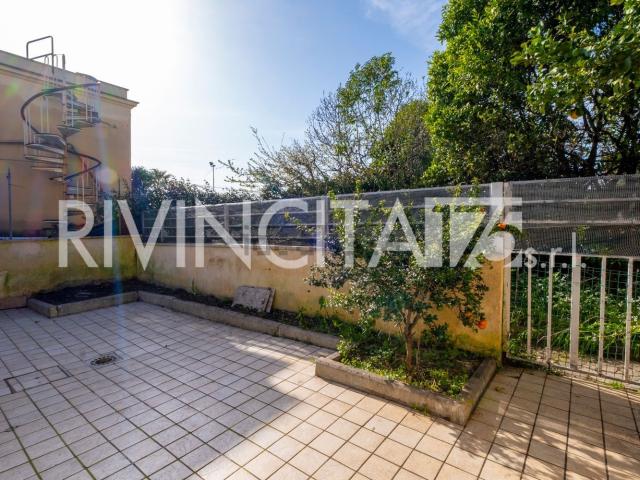 Appartamento in vendita di 35 m² in Via dei Rangoni, 37