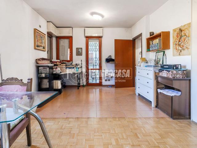 Appartamento in vendita di 35 m² in Via Giuseppe Candiani, 83