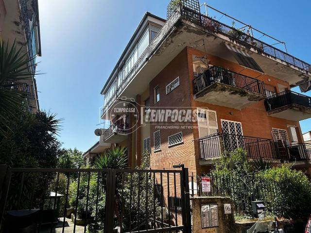 Appartamento in vendita di 35 m² in Via Gradoli, 96