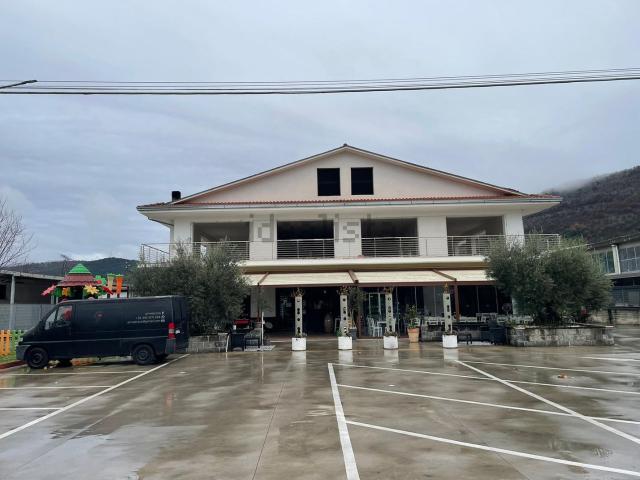 Appartamento in vendita di 360 m² in Via Casilina, 8423