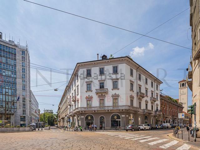 Appartamento in vendita di 360 m² in Largo Guido Donegani