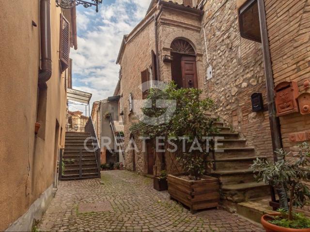 Appartamento in vendita di 362 m² in Strada Provinciale 44