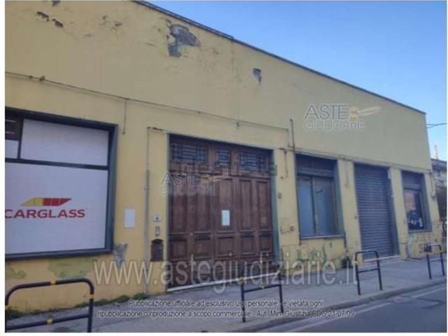 Appartamento in vendita di 363 m² in Viale Antonio Pacinotti, 46