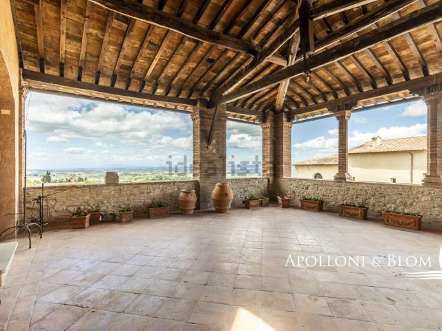 Appartamento in vendita di 365 m² in Via Degli Innocenti, 10