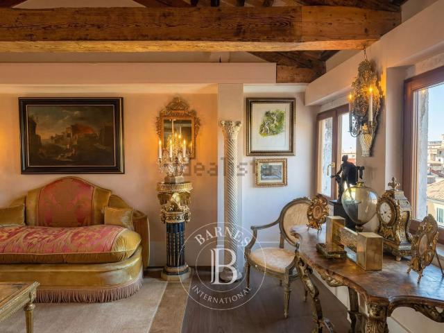 Appartamento in vendita di 370 m²