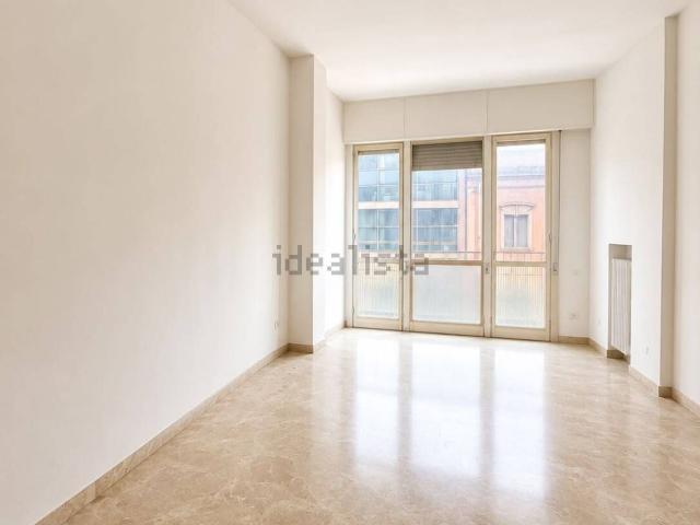 Appartamento in vendita di 370 m² in Via Nazario Sauro, 31