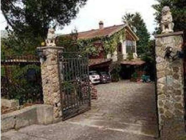 Appartamento in vendita di 370 m² in Viale Enrico Berlinguer, 8