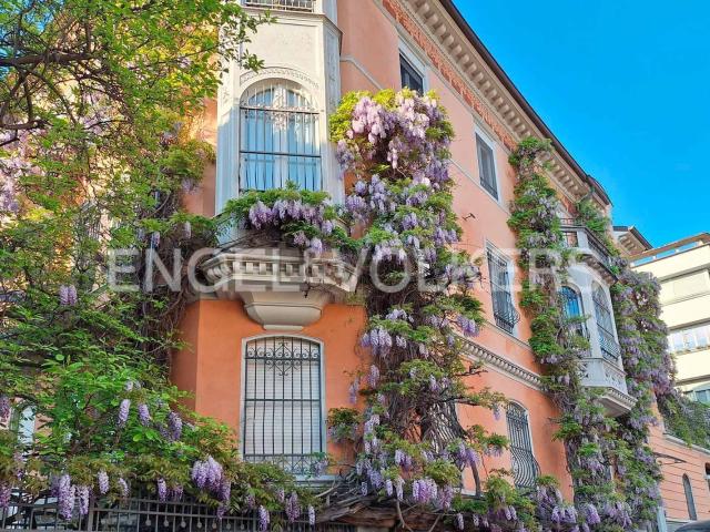 Appartamento in vendita di 372 m² in Via Cosseria