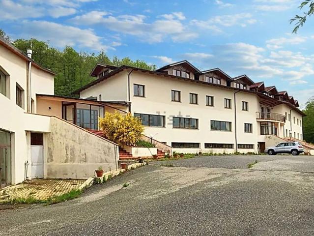Appartamento in vendita di 3736 m² in Via dei Monti