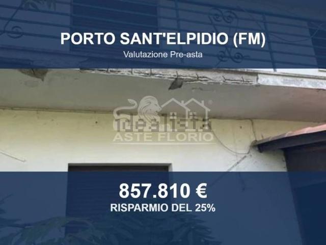 Appartamento in vendita di 373 m² in Via Corva, 25