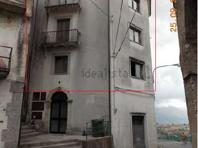 Appartamento in vendita di 373 m² in Via San Vincenzo