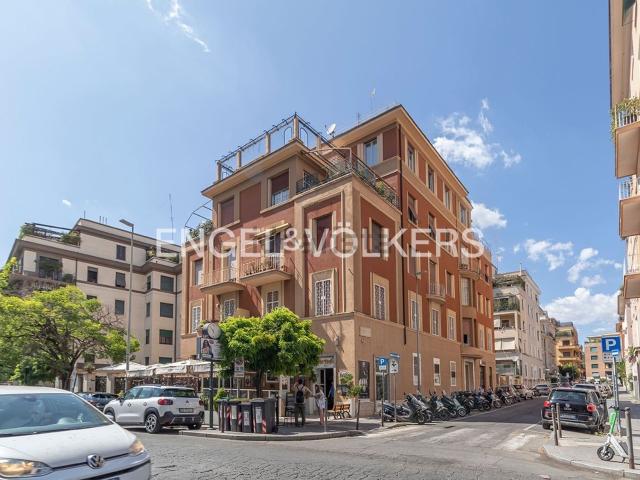 Appartamento in vendita di 374 m² in Via Carlo Bartolomeo Piazza