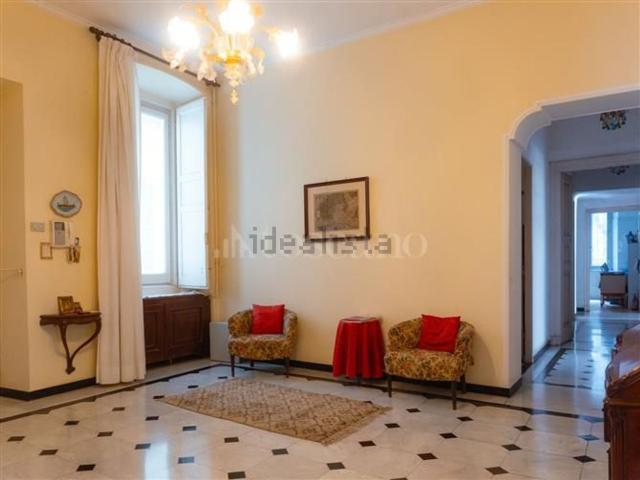 Appartamento in vendita di 380 m² in Via Assarotti