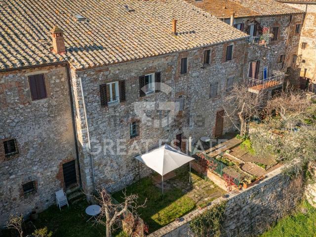 Appartamento in vendita di 380 m² in Via Giuseppe Mazzini