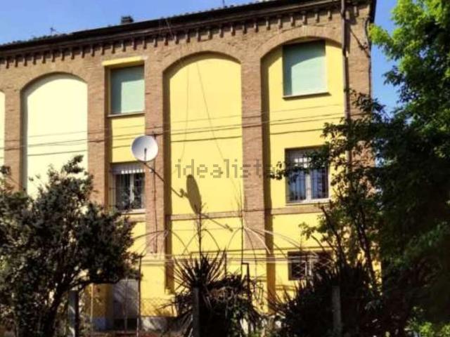 Appartamento in vendita di 381 m² in Via Malaguzzi